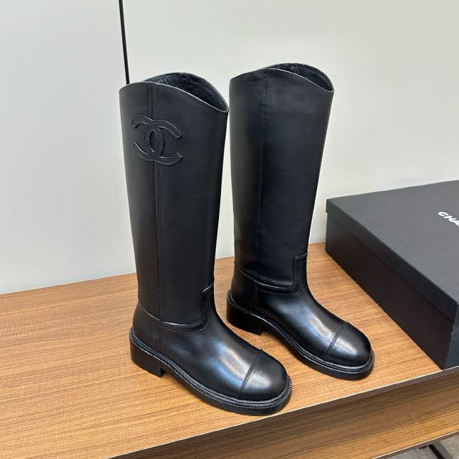 샤넬 25 한정판 여성 부츠 B4968
