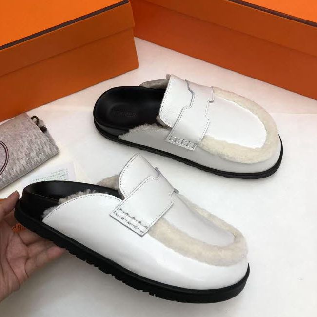 에르메스 25 한정판 여성 슬리퍼 B5100