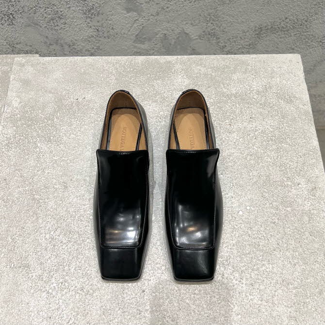 보테가베네타 25 한정판 여성 하이힐 B5107