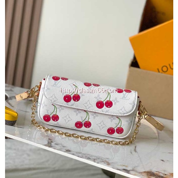 루이비통 25 한정판 Wallet On Chain Ivy M14239 크로스백 가방 C5581