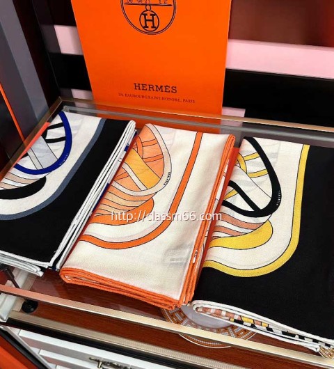 에르메스 25 한정판 트윌리 스카프 D3085