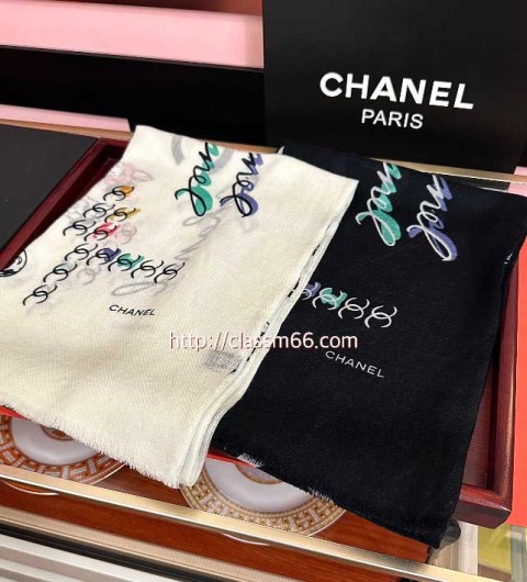 샤넬 25 한정판 양털 목도리 D3088