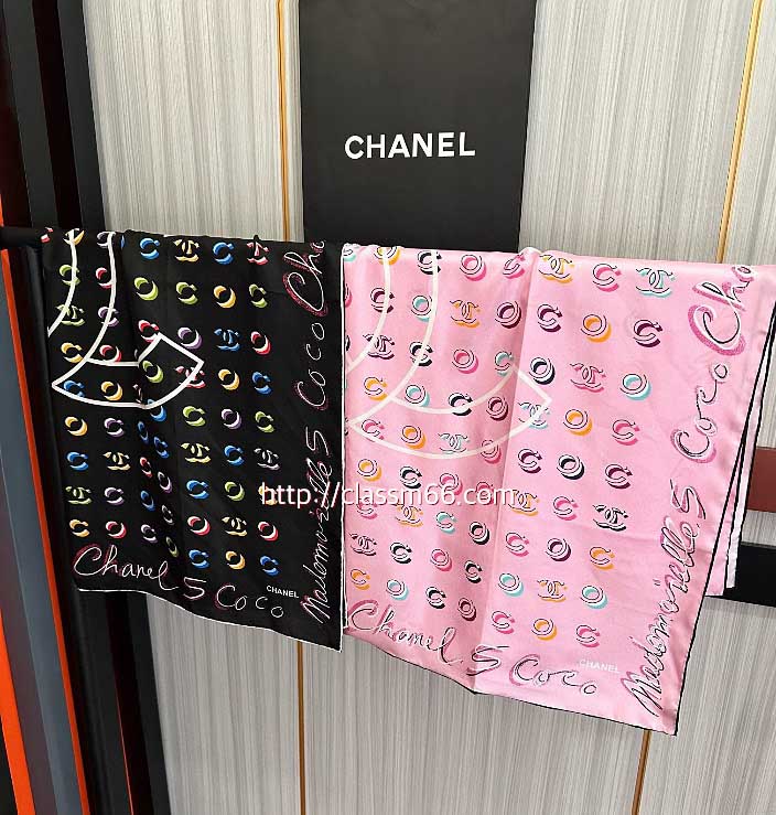 샤넬 25 한정판 스카프 D3095