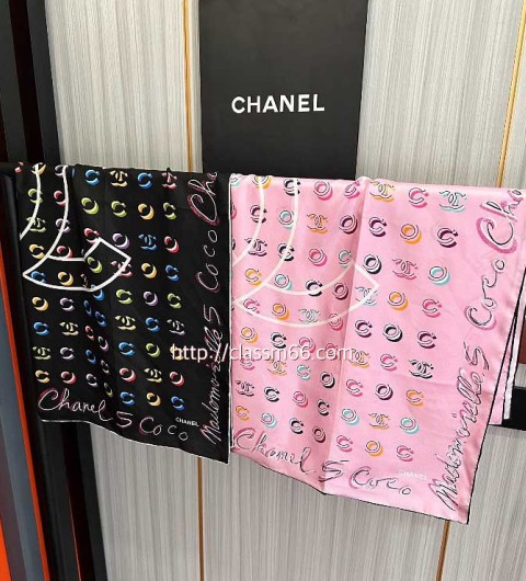 샤넬 25 한정판 스카프 D3095