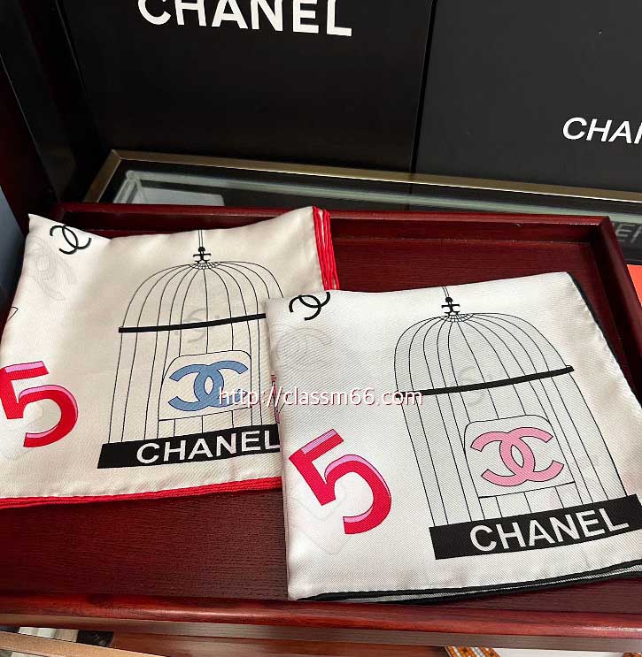 샤넬 25 한정판 스카프 D3098