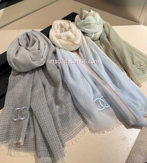 샤넬 25 한정판 양털 목도리 D3116