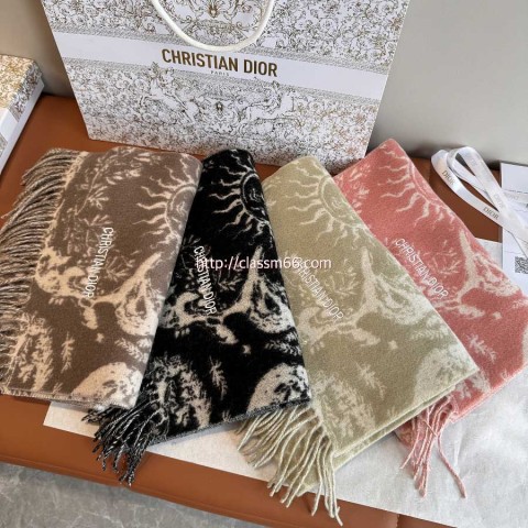 디올 25 한정판 양털 목도리 D3125
