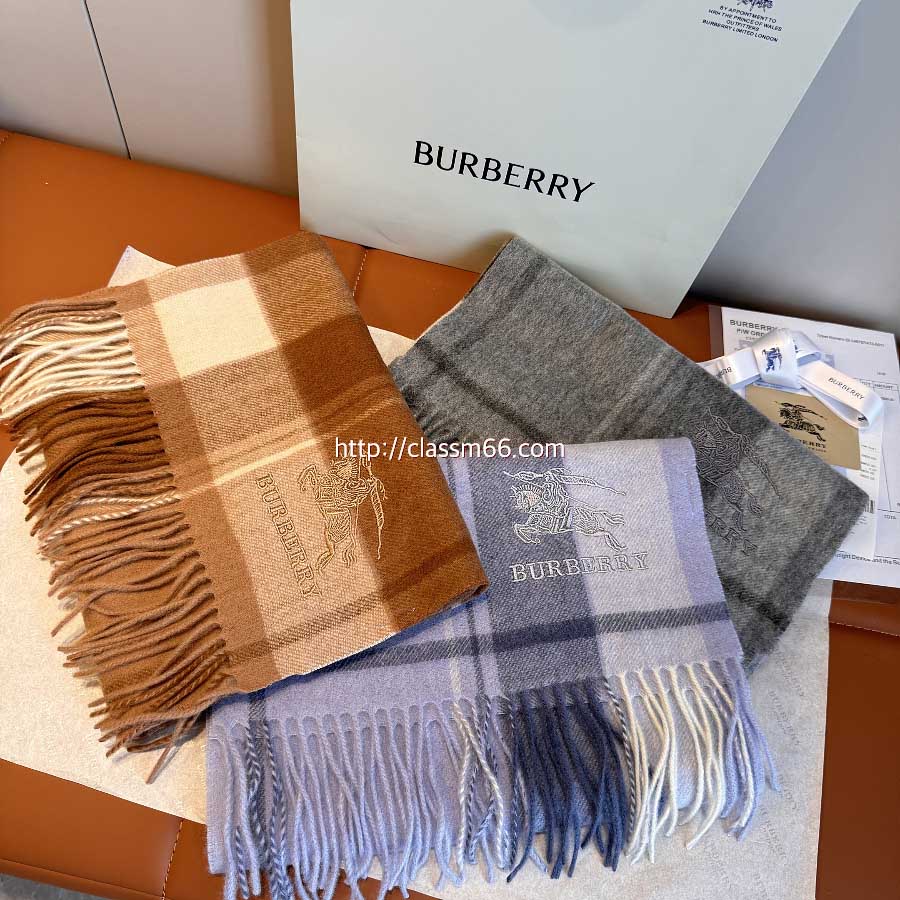 버버리 25 한정판 양털 목도리 D3127
