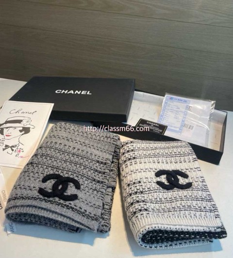 샤넬 25 한정판 양털 목도리 D3137