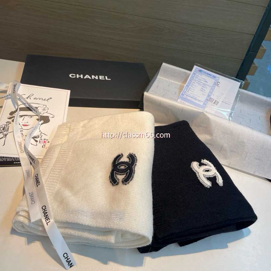 샤넬 25 한정판 양털 목도리 D3138