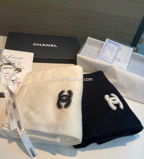 샤넬 25 한정판 양털 목도리 D3138