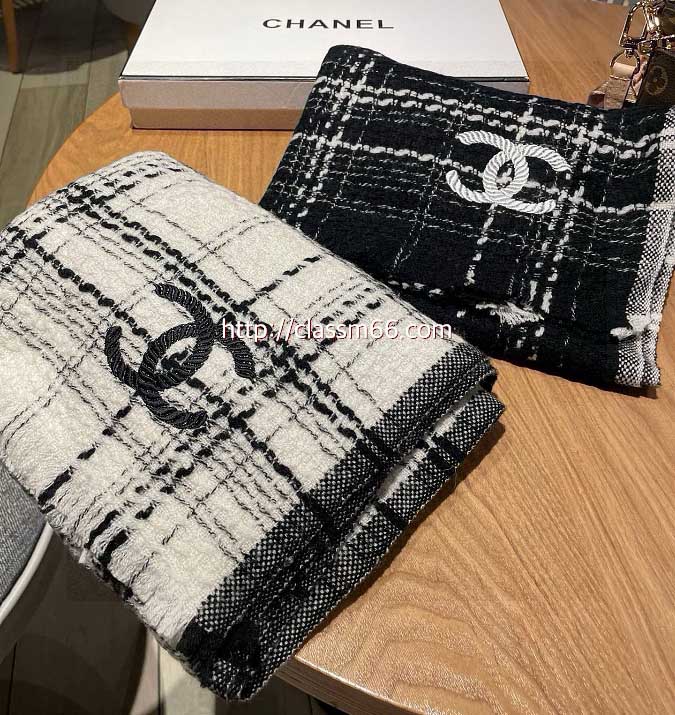 샤넬 25 한정판 양털 목도리 D3140