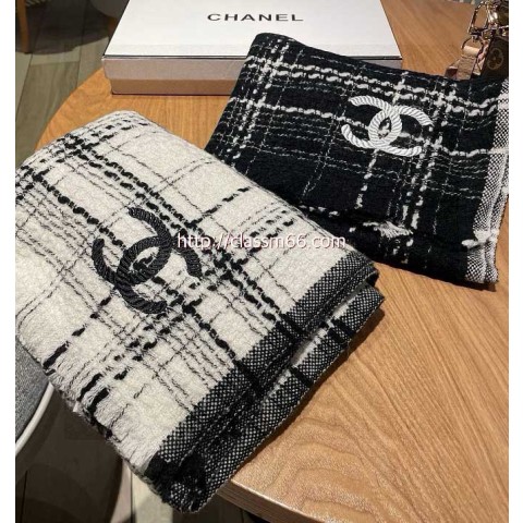 샤넬 25 한정판 양털 목도리 D3140