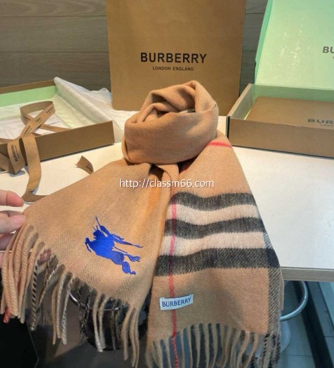 버버리 25 한정판 양털 목도리 D3146