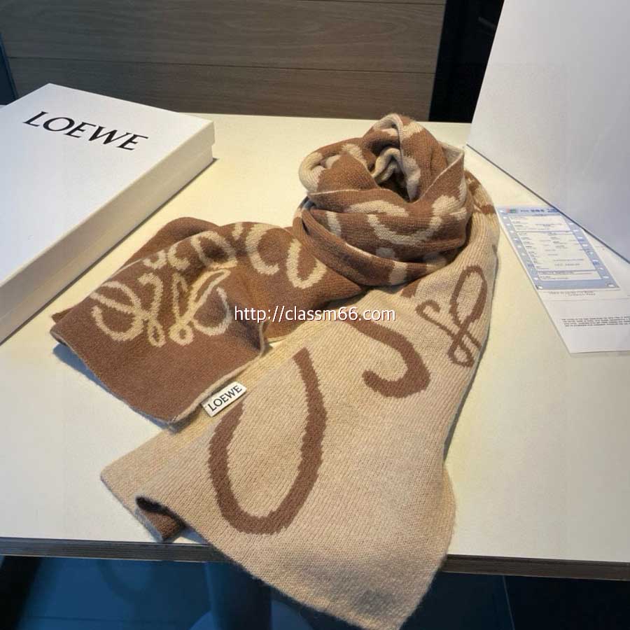 로에베 25 한정판 양털 목도리 D3147