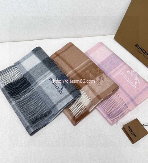 버버리 25 한정판 양털 목도리 D3156