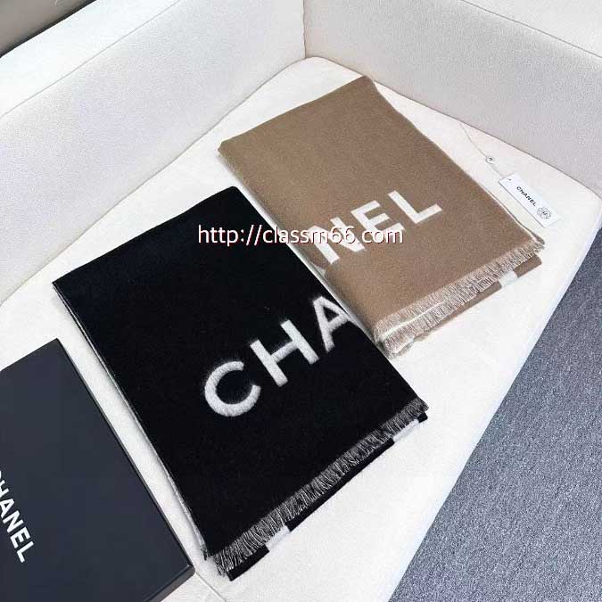 샤넬 25 한정판 양털 목도리 D3173