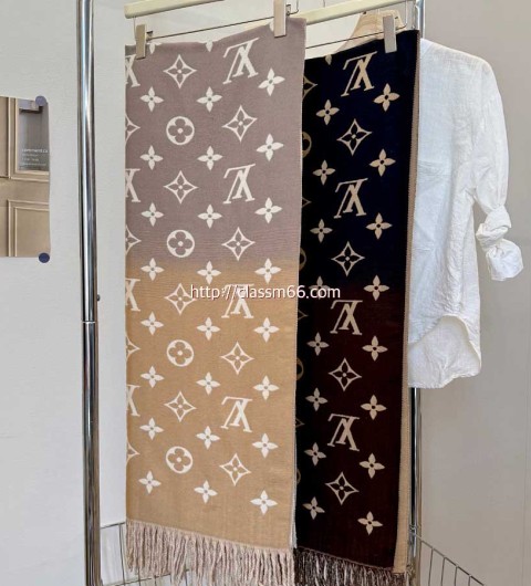 루이비통 25 한정판 양털 목도리 D3179