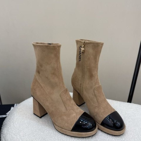 샤넬 25 한정판 여성 하이 부츠 B5169