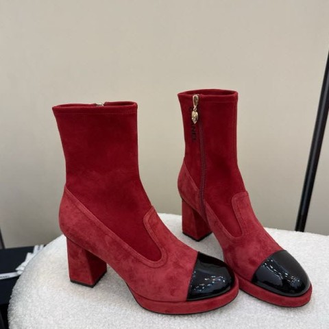 샤넬 25 한정판 여성 하이 부츠 B5170