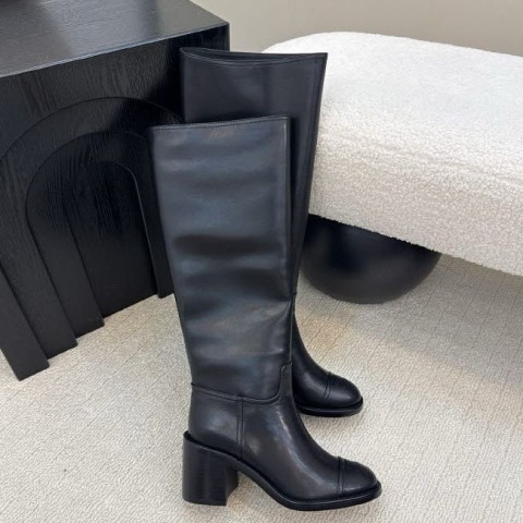 샤넬 25 한정판 여성 하이 부츠 B5176