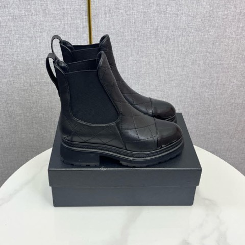 샤넬 25 한정판 여성 부츠 B5188