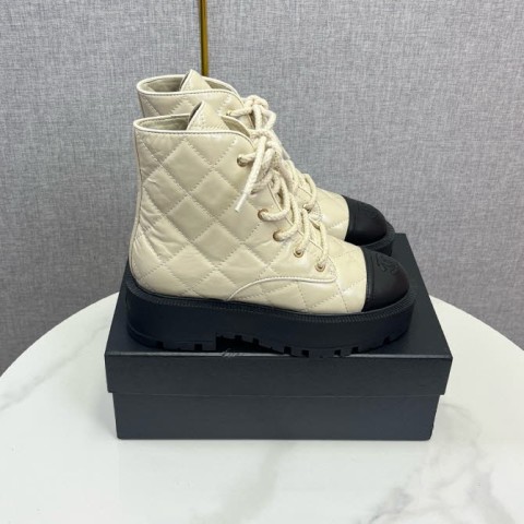 샤넬 25 한정판 여성 부츠 B5191