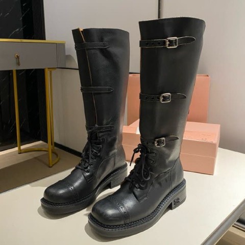 미우미우 25 한정판 여성 부츠 B5262