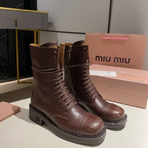 미우미우 25 한정판 여성 부츠 B5263