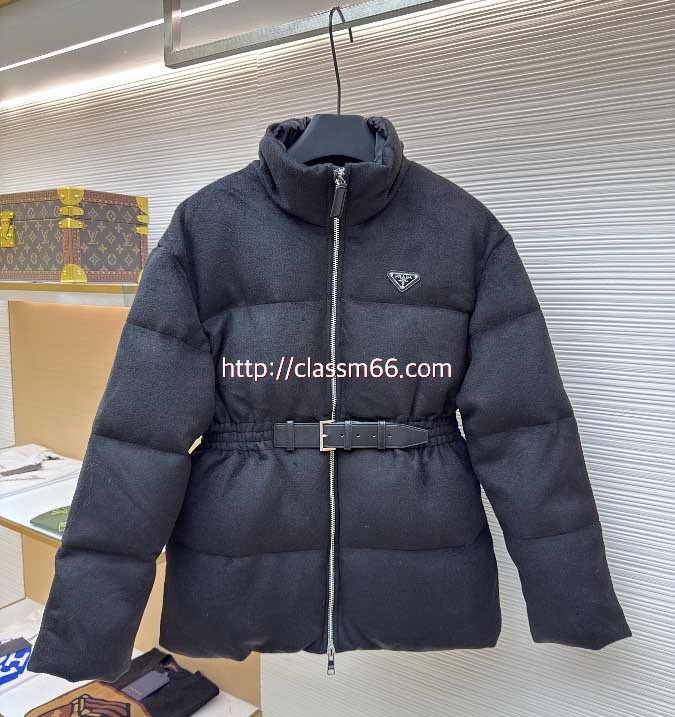 프라다 25 한정판 여성 긴팔 패딩 자켓 A13218
