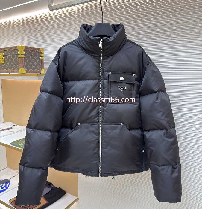 프라다 25 한정판 남여공용 Re-Nylon 긴팔 자켓 A13237