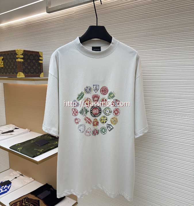 발렌시아가 25 한정판 반팔 티셔츠 A13241