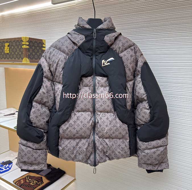 루이비통 25 한정판 긴팔 후드 패딩 자켓 A13255