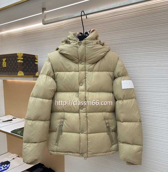 버버리 25 한정판 긴팔 후드 패딩 자켓 A13256