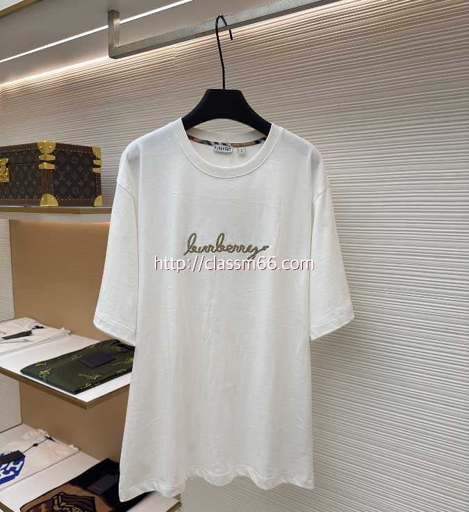 버버리 25 한정판 반팔 티셔츠 A13269