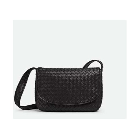 보테가베네타 25 한정판 베네토 플랩 메신저백 C5615