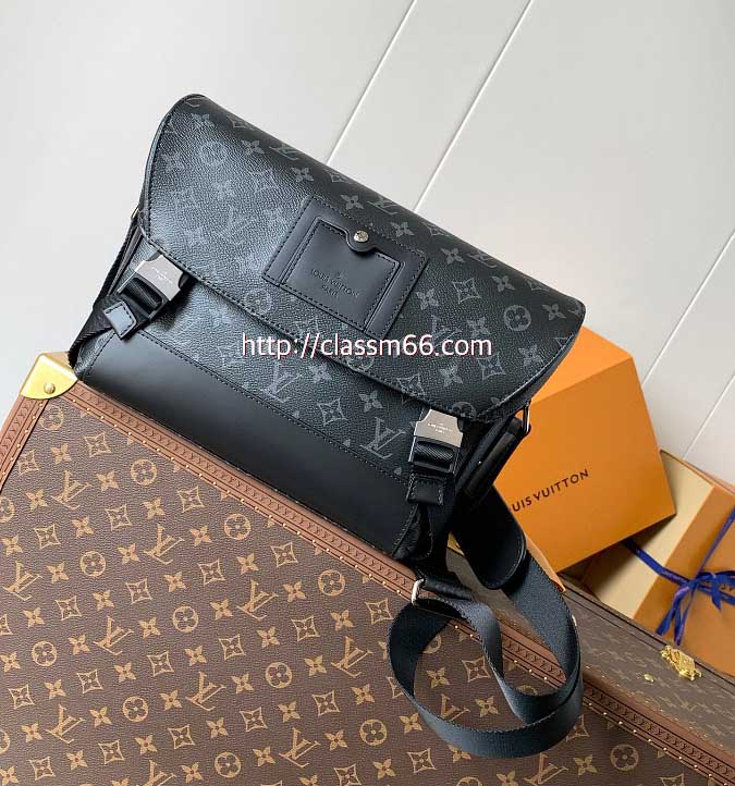 루이비통 25 한정판 M40511 Messenger MM Voyager 크로스백 가방 C5623