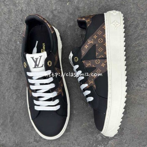 루이비통 25 한정판 TIME OUT 남녀공용 소가죽 카프스킨 운동화 B5295