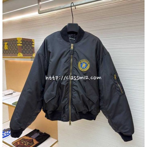 발렌시아가 25 한정판 긴팔 자켓 A13374