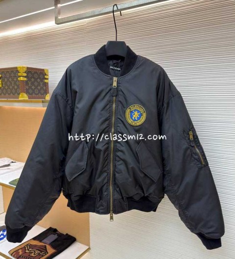 발렌시아가 25 한정판 긴팔 자켓 A13374