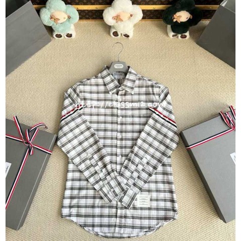 톰브라운 25 한정판 긴팔 셔츠 A13480