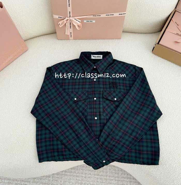 미우미우 25 한정판 긴팔 셔츠 A13490