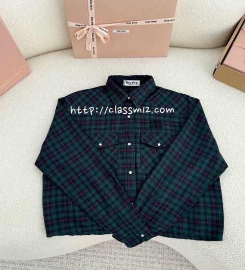 미우미우 25 한정판 긴팔 셔츠 A13490