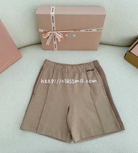 미우미우 25 한정판 여성 반바지 A13494