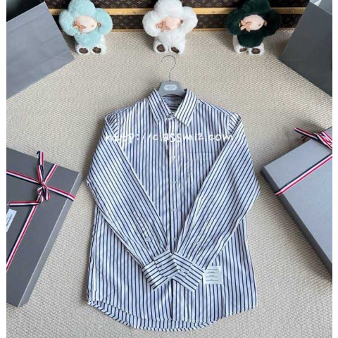 톰브라운 25 한정판 긴팔 셔츠 A13496