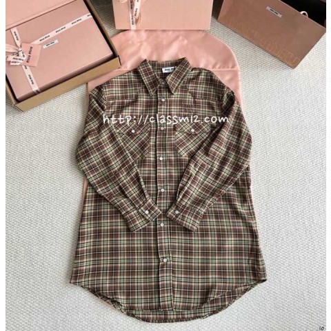 미우미우 25 한정판 여성 긴팔 셔츠 A13543