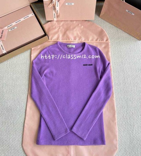 미우미우 25 한정판 여성 긴팔 티셔츠 A13545