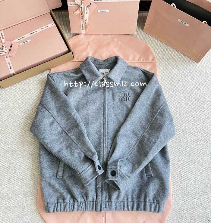 미우미우 25 한정판 긴팔 자켓 A13547