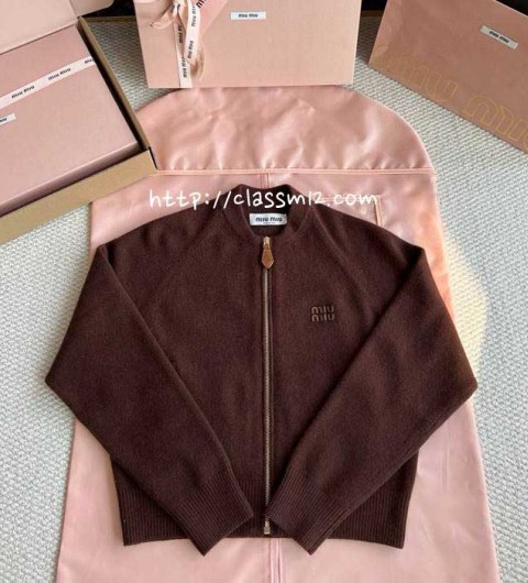 미우미우 25 한정판 여성 긴팔 자켓 A13548