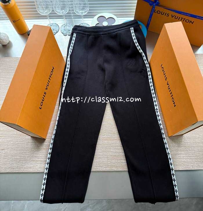 루이비통 25 한정판 양털 긴바지 A13561